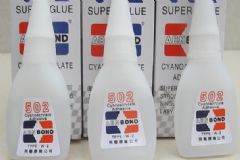 502膠水對(duì)人體有傷害嗎？手被502膠水黏住了怎么辦？[圖]