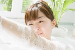 洗澡洗多長時(shí)間最為合適？洗澡時(shí)間過長有啥危害？[圖]