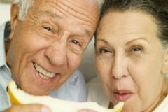 老人健康飲食要注意什么？哪些食物老年人不宜多吃？[圖]