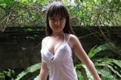 15歲女孩乳房發(fā)育的怎么樣？15歲女生胸部是什么樣的？[圖]