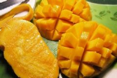 老年人食用芒果好嗎？老年人吃芒果有哪些功效呢？[圖]