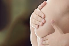 9歲女孩乳頭內(nèi)陷正常嗎？9歲女生乳頭內(nèi)陷怎么辦？[多圖]