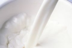 腮腺炎可以喝牛奶嗎？腮腺炎能喝牛奶嗎？[圖]