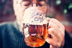 飯前一杯酒對(duì)身體好嗎？這些飲酒習(xí)慣讓你身受重傷[圖]