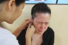 第一次打耳洞要注意什么？第一次打耳洞疼嗎？[多圖]