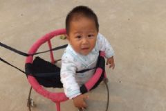 學(xué)步車的利弊是什么？學(xué)步車有什么壞處？[圖]