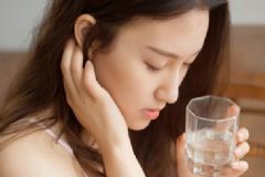 16歲女生可以吃避孕藥嗎？16歲女生吃避孕藥會(huì)怎樣？[多圖]