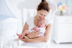 母乳不足寶寶不吃奶粉怎么辦？母乳不足怎么辦？[圖]