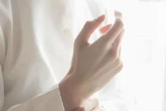 痛風(fēng)發(fā)作時(shí)該怎么辦？痛風(fēng)發(fā)作的時(shí)候可以使用止痛藥？[圖]