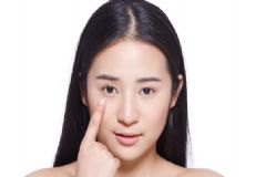 長期帶隱形眼鏡有哪些壞處？長期帶隱形眼鏡的壞處有哪些？[圖]