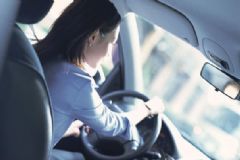 孕婦能開(kāi)車(chē)嗎？孕婦可以開(kāi)車(chē)嗎？[圖]