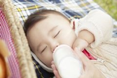 嬰兒肚子響怎么回事呢？嬰兒肚子響原因是什么？[圖]