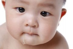 寶寶流口水是怎么回事？寶寶流口水厲害是什么原因？[圖]
