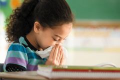到了秋天怎么樣預(yù)防鼻炎？秋季鼻炎的癥狀如何緩解？[圖]