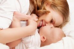 攢肚子是什么意思？寶寶為什么會(huì)攢肚子？[圖]