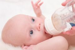 產(chǎn)后缺乳怎么辦？產(chǎn)后缺奶怎么辦調(diào)理？[圖]