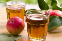 蘋果汁能治療膽結(jié)石嗎？蘋果汁治療膽結(jié)石有什么危害？[圖]