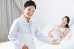 月經(jīng)推遲按什么穴位？月經(jīng)推遲按摩哪里可以催經(jīng)？[圖]