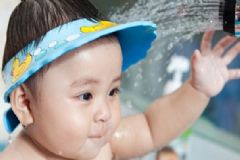 嬰兒洗頭怎么洗？嬰兒怎么洗頭發(fā)？[圖]