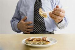 吃得過飽怎么辦？吃得太飽難受怎么辦？[圖]