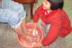 熱水泡腳多長時間最好？熱水泡腳多久合適？[圖]