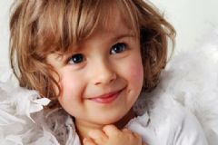 小孩手腳發(fā)熱怎么辦？小孩手腳發(fā)熱怎么調理？[圖]