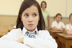 小孩不想上學(xué)怎么辦？小孩厭學(xué)家長怎么辦？[圖]