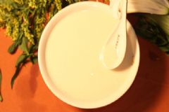 女生喝豆?jié){有什么好處？13歲女生能喝豆?jié){嗎？[圖]