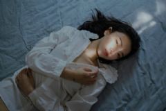 胸小自卑怎么辦？女生胸小很自卑怎么辦？[多圖]