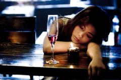 喝酒皮膚過敏怎么辦？喝酒過敏怎么治療？[圖]