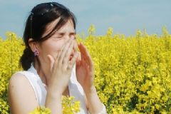 花粉過敏臉腫了怎么辦？花粉過敏怎么辦？[圖]