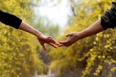 女朋友不想分手怎么辦？揭秘女生不想分手的心理[多圖]