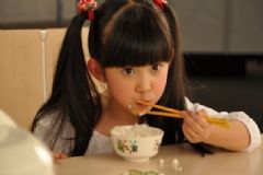 小孩子偏食怎么辦？怎樣讓小孩子吃飯香？[多圖]
