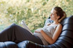 孕期發(fā)熱出汗什么原因？懷孕發(fā)熱怎么回事？[圖]