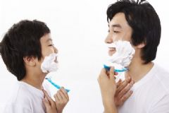 16歲男生可以刮胡子嗎？16歲男生刮胡子會怎樣？[多圖]
