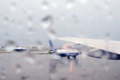 下雨可以坐飛機(jī)嗎？下雨飛機(jī)能正常起飛嗎？[多圖]