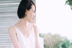 高中生平胸是怎么回事？高中女生平胸怎么辦？[多圖]