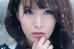 美瞳帶著磨眼睛咋辦？美瞳帶著眼睛疼怎么辦？[多圖]