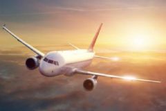 坐飛機前能喝酒嗎？坐飛機之前喝酒好不好？[圖]
