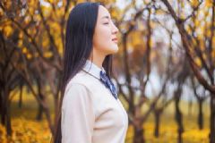 12歲女孩被男孩襲胸怎么辦？12歲女生被襲胸該告訴家長嗎？[多圖]