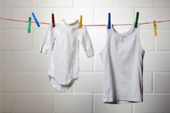指甲油涂衣服上怎么洗？指甲油掉衣服上怎么辦？[多圖]