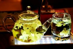 菊花茶會(huì)過(guò)敏嗎？喝菊花茶會(huì)過(guò)敏嗎？[圖]