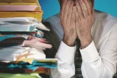 我總是感到焦慮怎么辦？我該怎么做呢？[多圖]