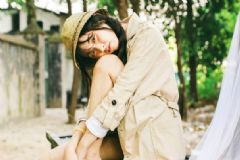 高中女生為什么愛長痘？高中女生愛長痘怎么辦？[多圖]
