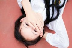 中學(xué)生月經(jīng)不調(diào)怎么辦？中學(xué)生月經(jīng)不調(diào)正常嗎？[多圖]