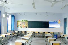 吊扇會(huì)不會(huì)掉下來(lái)？中學(xué)教室吊扇掉落[多圖]