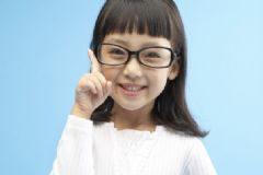 眼睛散光是怎么回事？眼睛散光是怎么造成的？[圖]