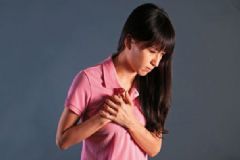 女生一邊乳房痛是怎么回事？女生乳房一側(cè)疼痛怎么辦？[多圖]