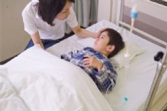 寶寶退燒藥多少度吃？寶寶發(fā)燒多少度要吃退燒藥？[圖]