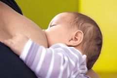 生氣后多久可以喂母乳？生氣后多久能喂奶？[圖]